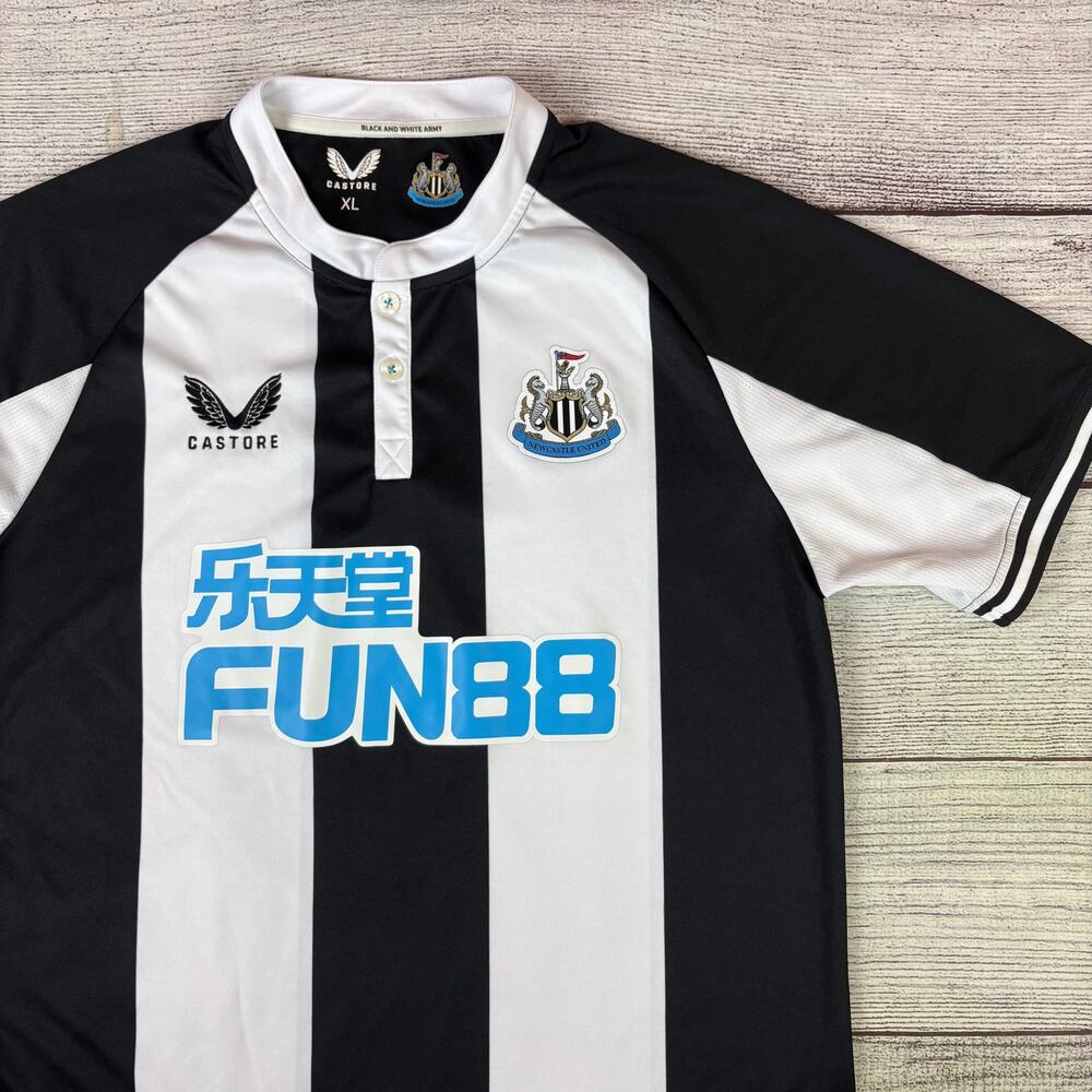 Castore Newcastle United FUN88 Striped Soccer Jersey